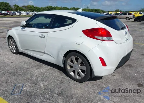 2015 Hyundai Veloster из США, поврежденный, VIN KMHTC6AD1FU237831